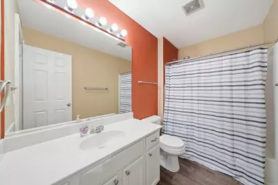 125 Silverstone Drive #125, Carpentersville, IL 60110 - Photo 16