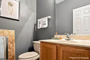 2100 Braeburn Dr, Wauconda, IL 60084 - Photo 8