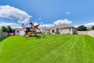 12455 Carver Ln, Huntley, IL 60142 - Photo 36