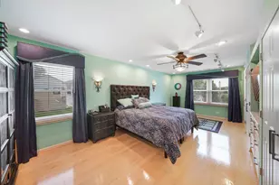 1170 Green Knolls Dr, Buffalo Grove, IL 60089 - Photo 12