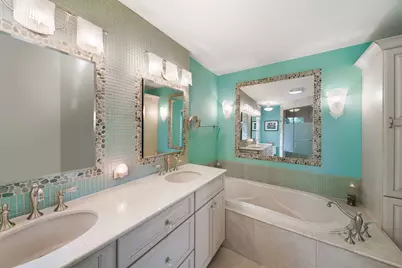 1170 Green Knolls Drive, Buffalo Grove, IL 60089 - Photo 14
