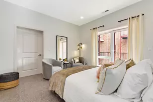 6535 W Dickens Ave, Chicago, IL 60707 - Photo 12