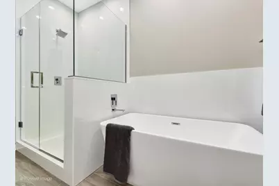 6535 W Dickens Avenue #2W, Chicago, IL 60707 - Photo 16