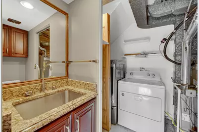 662 Carriage Hill Drive, Glenview, IL 60025 - Photo 18