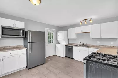 2402 W Kirby Avenue, Champaign, IL 61821 - Photo 8