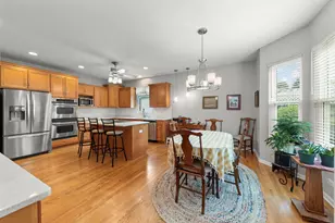 2168 Whitetail Dr, Aurora, IL 60503 - Photo 8