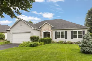 2168 Whitetail Dr, Aurora, IL 60503 - Photo 2