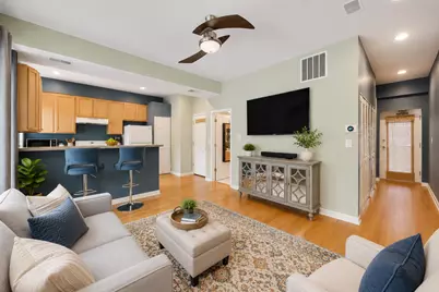 835 W Lawrence Avenue #2N, Chicago, IL 60640 - Photo 2