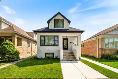 4909 N Merrimac Avenue, Chicago, IL 60630 - Photo 1