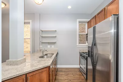 2335 W Iowa Street #1R, Chicago, IL 60622 - Photo 10