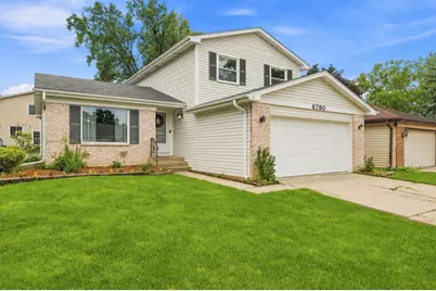 6780 Redwing Drive, Woodridge, IL 60517 - Photo 1