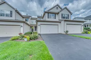 321 Grand Ridge Rd, Saint Charles, IL 60175 - Photo 1
