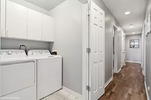 3233 N Racine Ave, Chicago, IL 60657 - Photo 32