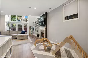 3233 N Racine Ave, Chicago, IL 60657 - Photo 24