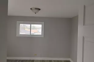 740 S Grace St, Lombard, IL 60148 - Photo 10