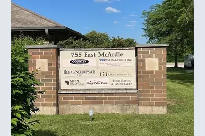 755 McArdle Drive #E, Crystal Lake, IL 60014 - Photo 2