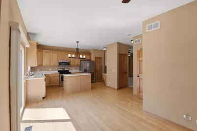 2014 Peterson Place, Batavia, IL 60510 - Photo 8
