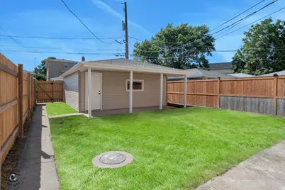 5244 S Tripp Avenue, Chicago, IL 60632 - Photo 4