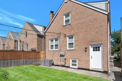 5244 S Tripp Avenue, Chicago, IL 60632 - Photo 2