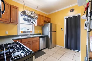 919 S Highland Ave, Oak Park, IL 60304 - Photo 8