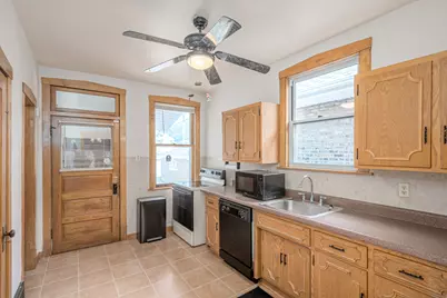 5024 W Nelson Street, Chicago, IL 60641 - Photo 10