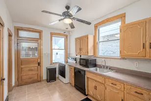 5024 W Nelson St, Chicago, IL 60641 - Photo 10