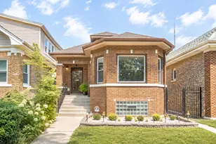 5024 W Nelson St, Chicago, IL 60641 - Photo 1