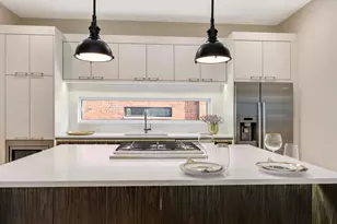 6915 N Western Ave, Chicago, IL 60645 - Photo 10