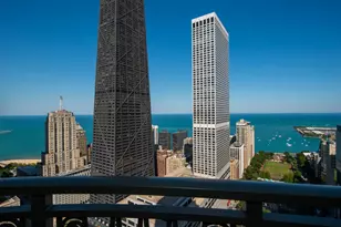 800 N Michigan Ave, Chicago, IL 60611 - Photo 32