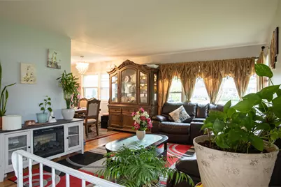 2201 Pine Street, Des Plaines, IL 60018 - Photo 4