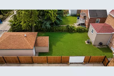 10231 S Rhodes Avenue, Chicago, IL 60628 - Photo 26