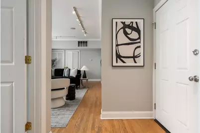 1856 N Sawyer Avenue #303, Chicago, IL 60647 - Photo 4