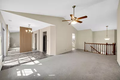 1914 Quaker Hollow Lane, Streamwood, IL 60107 - Photo 8