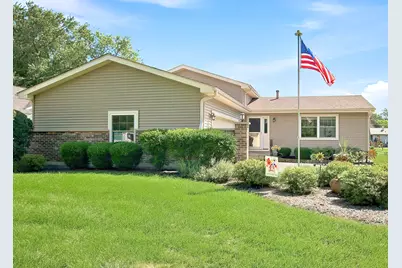 447 Gerry Street, Woodstock, IL 60098 - Photo 2