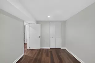 3023 W Wellington Ave, Chicago, IL 60618 - Photo 18