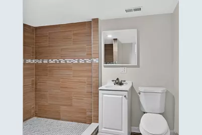 3023 W Wellington Avenue #1, Chicago, IL 60618 - Photo 12