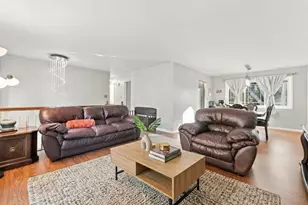 369 Coventry Ct S, Crystal Lake, IL 60014 - Photo 8