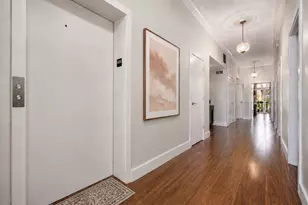 16 N Carpenter St, Chicago, IL 60607 - Photo 2