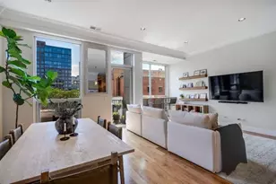 16 N Carpenter St, Chicago, IL 60607 - Photo 4