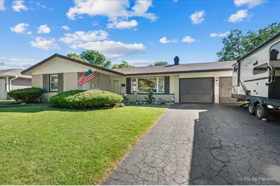 43 Grange Road, Elk Grove Village, IL 60007 - Photo 2