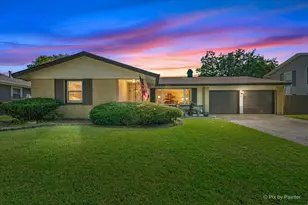 43 Grange Rd, Elk Grove Village, IL 60007 - Photo 1