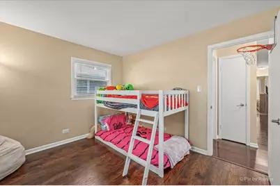43 Grange Road, Elk Grove Village, IL 60007 - Photo 16