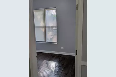 6401 S Saint Lawrence Avenue #6401-1, Chicago, IL 60637 - Photo 2