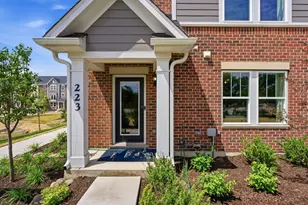256 Warren Ln, Schaumburg, IL 60193 - Photo 2