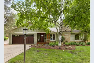 510 W Prairie Avenue, Wheaton, IL 60187 - Photo 1
