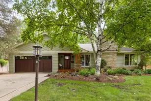 510 W Prairie Ave, Wheaton, IL 60187 - Photo 1