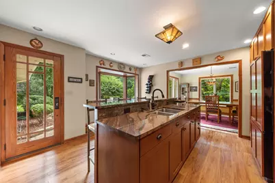 510 W Prairie Avenue, Wheaton, IL 60187 - Photo 16