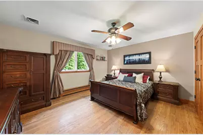 510 W Prairie Avenue, Wheaton, IL 60187 - Photo 24