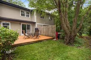 13 Dumbarton Oaks Pl, Elgin, IL 60123 - Photo 32