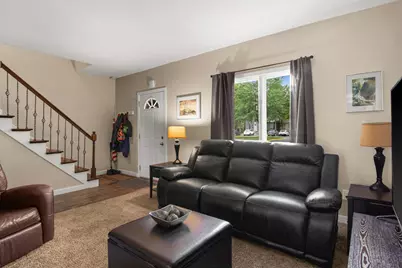 13 Dumbarton Oaks Place, Elgin, IL 60123 - Photo 6